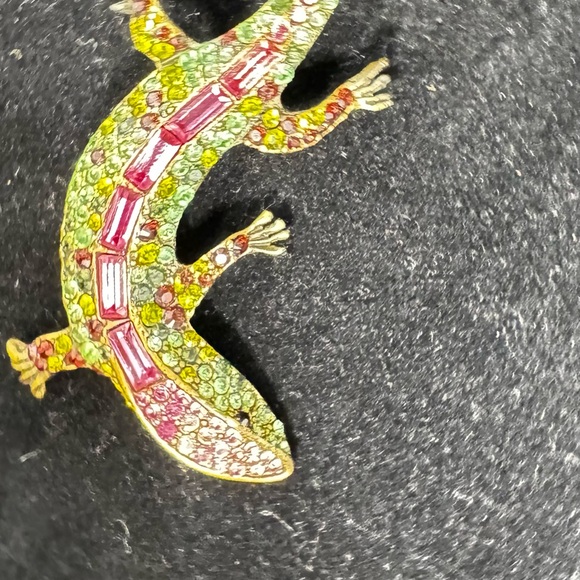 Jay Strongwater-Priced-to-Sell-1 gecko-1 bird of paradise-1 dragonfly - Picture 8 of 15